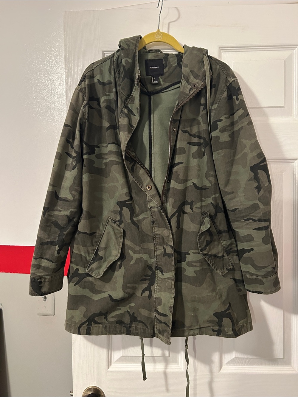 Forever 21 Olive Green Camo Hooded Utility Jacket